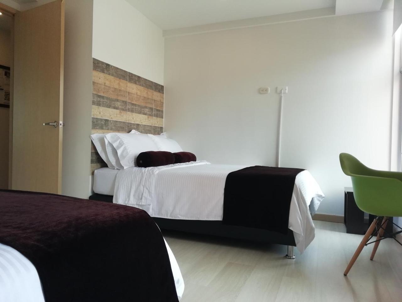 Apartasuite Laureles Cmc Меделин Екстериор снимка